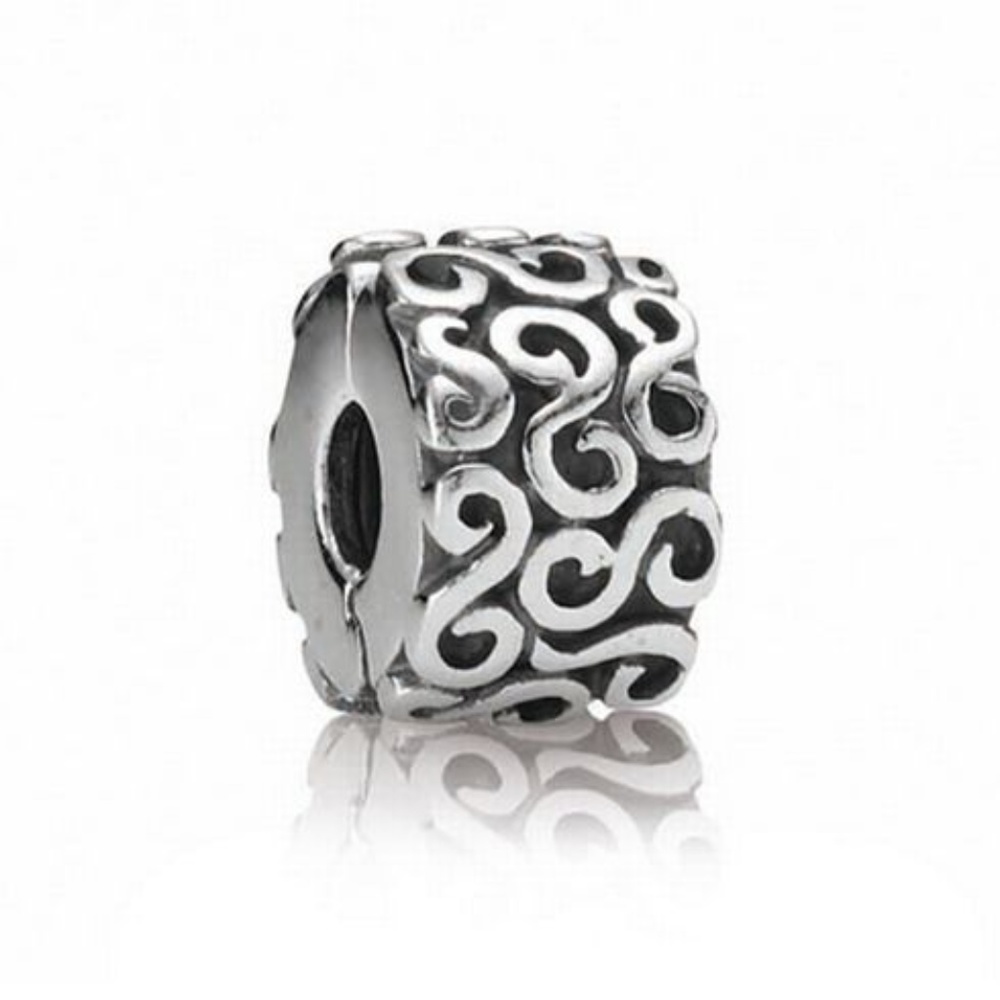 Authentic Pandora clip